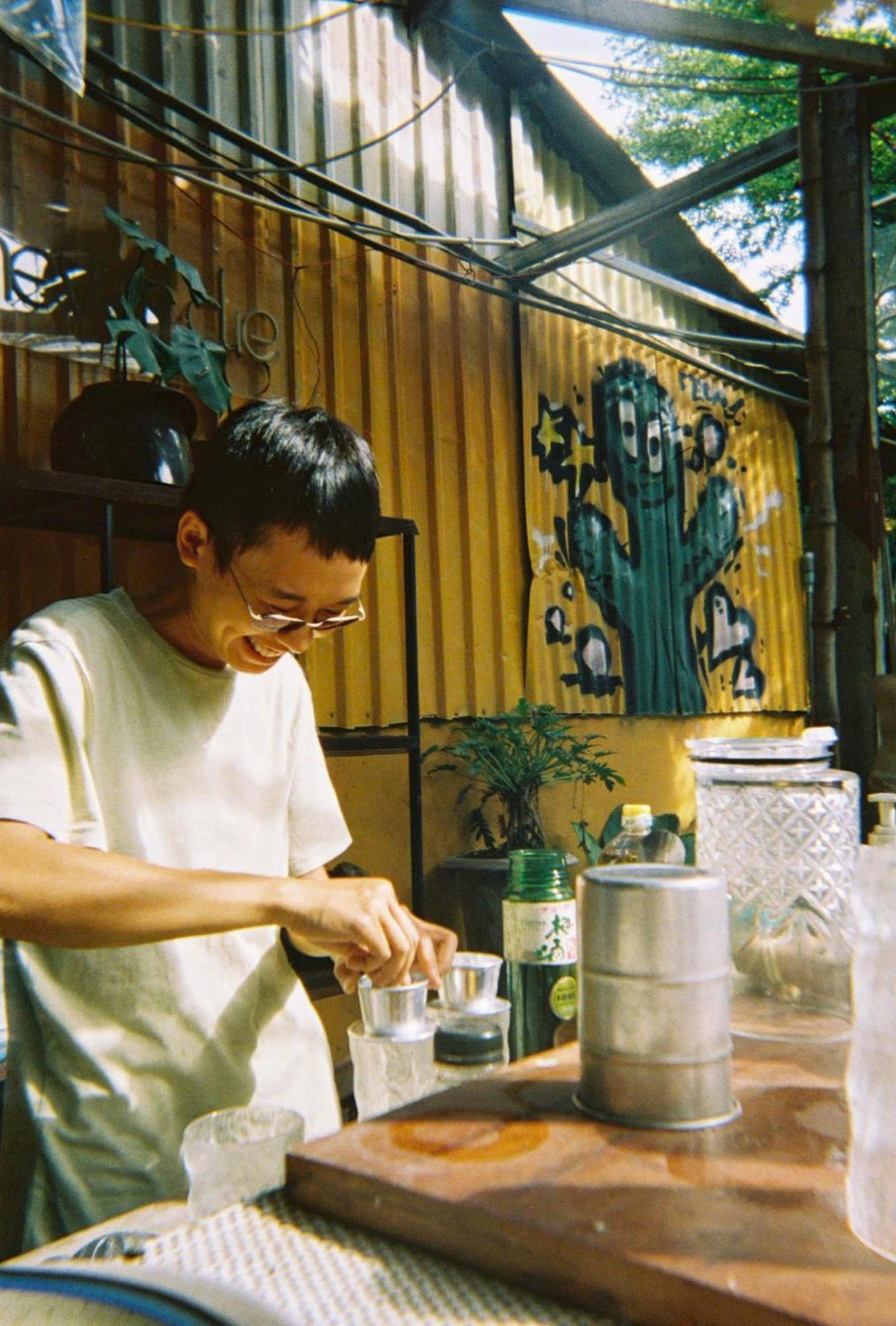 Cactos Bar & *