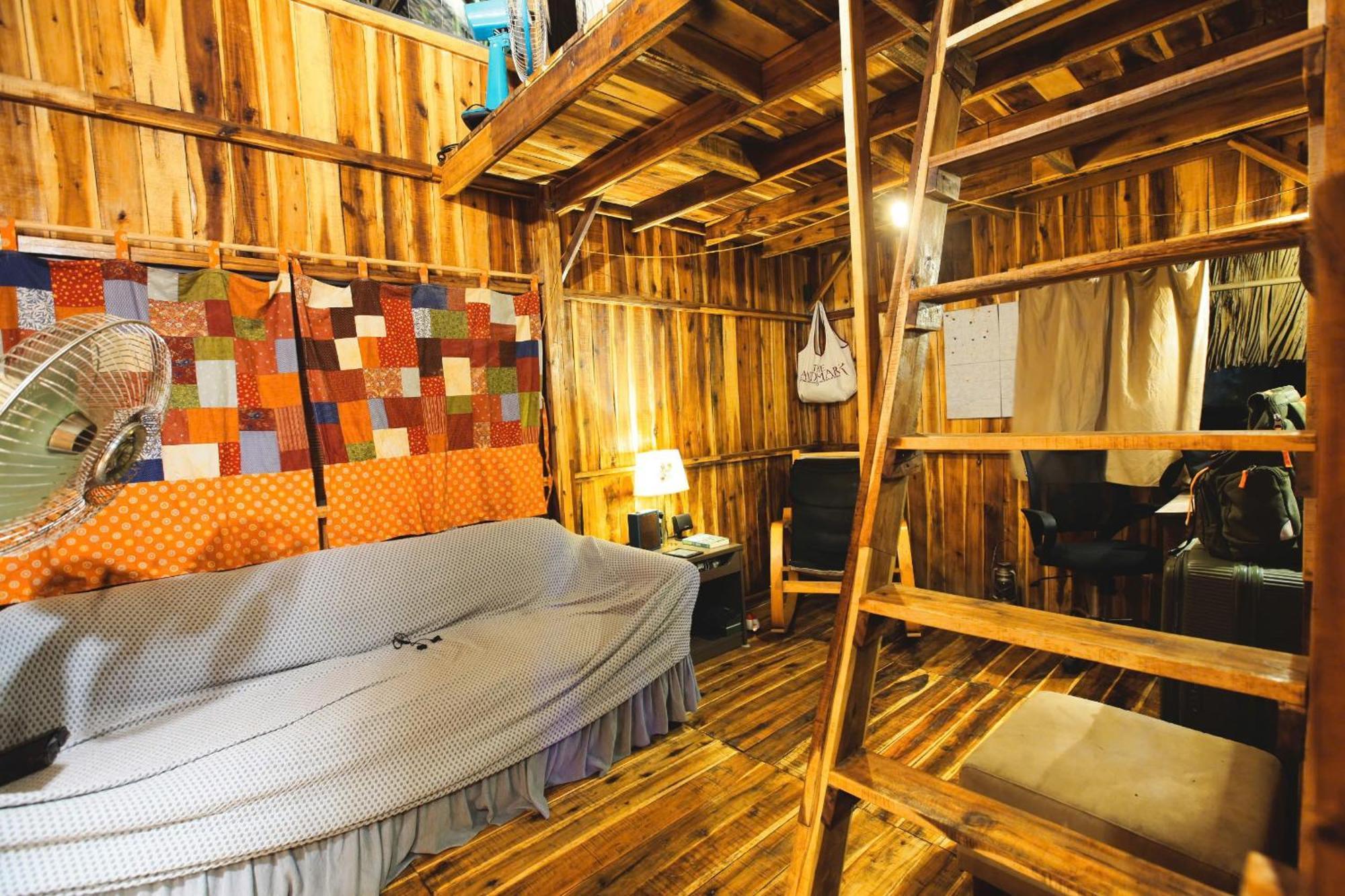Bed & Breakfast Cactos Bar & TP. Hồ Chí Minh