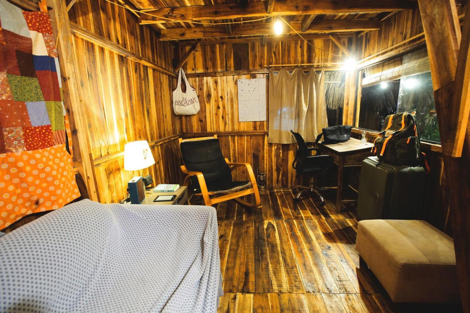 Cactos Bar & Bed & Breakfast *